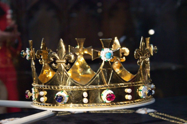 A replica of Richard's crown