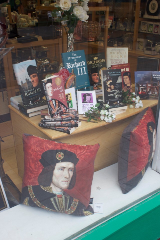 Richard III souvenirs in a shop window